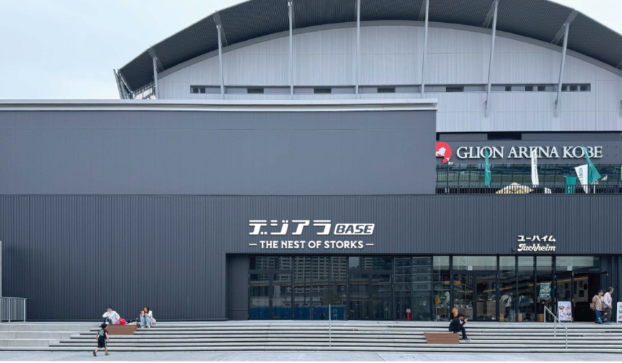 西日本初】THE FIRST SLAM DUNK “COURT” in KOBE 「COURT＆LOCKER ROOM